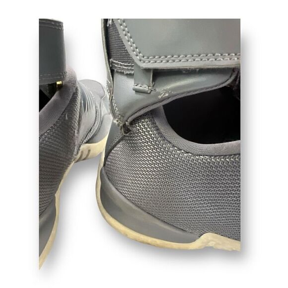 Jordan Generation 23 Cool Grey Sneakers Size 9 - Picture 9 of 12